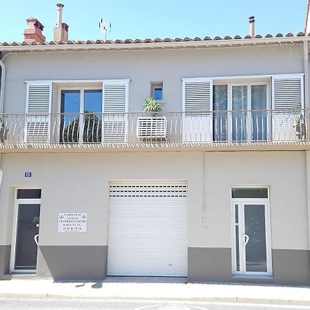 El Padre Y El Hijo D Apartment เอลน์ ภายนอก รูปภาพ