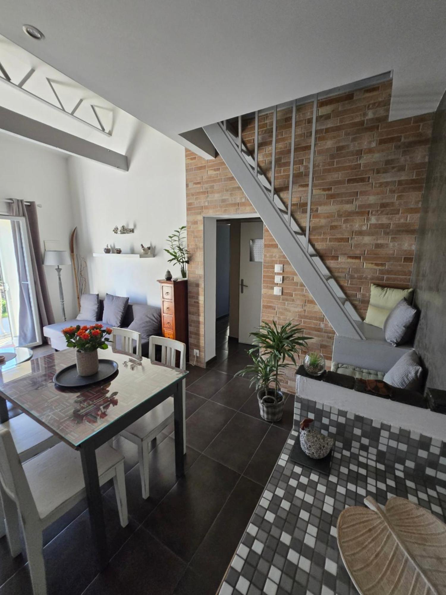 El Padre Y El Hijo D Apartment เอลน์ ภายนอก รูปภาพ